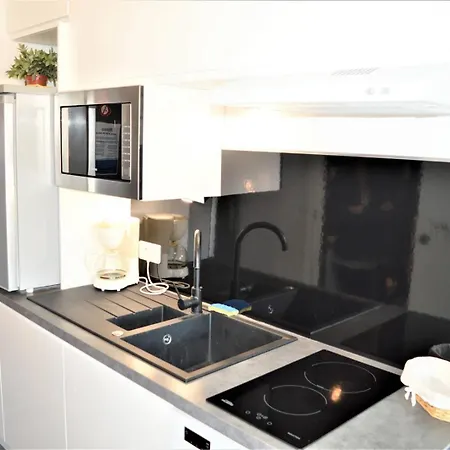 Daire Ca270-203 Avec Balcon 3 Personnes A Sur