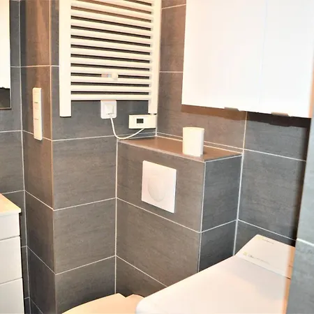 Ca270-203 Avec Balcon 3 Personnes A Sur Cavalaire-sur-Mer