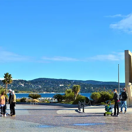 Ca270-203 Avec Balcon 3 Personnes à Sur Appartement Cavalaire-sur-Mer